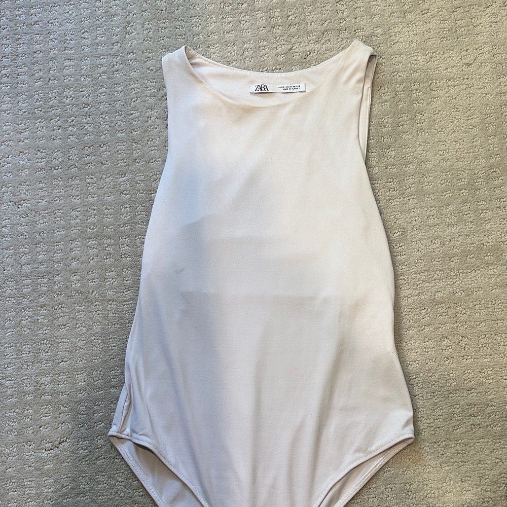 Zara Off-White Sleeveless Bodysuit